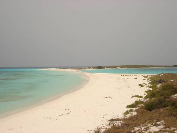Uma das praias paradisíacas de Los Roques, no litoral venezuelano